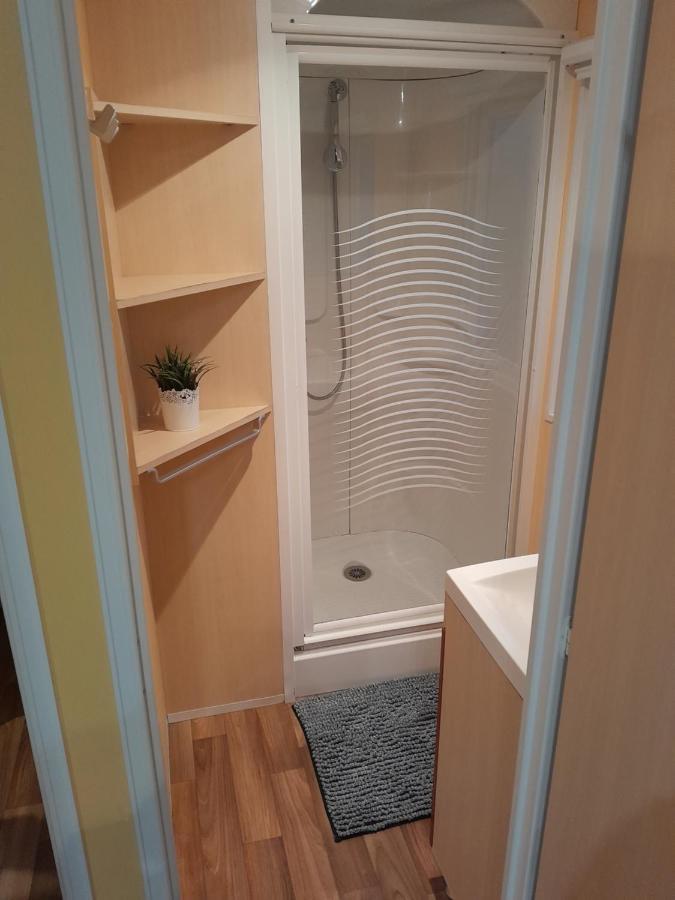 Location Mobil-Home Le Parc Des Roches Saint-Cheron ภายนอก รูปภาพ